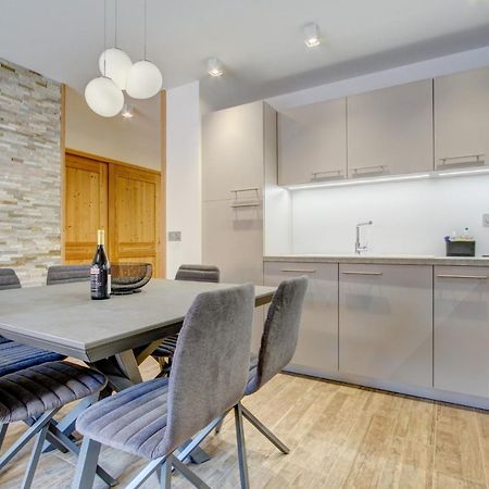 Carlina 203 Apartment Morzine Bagian luar foto