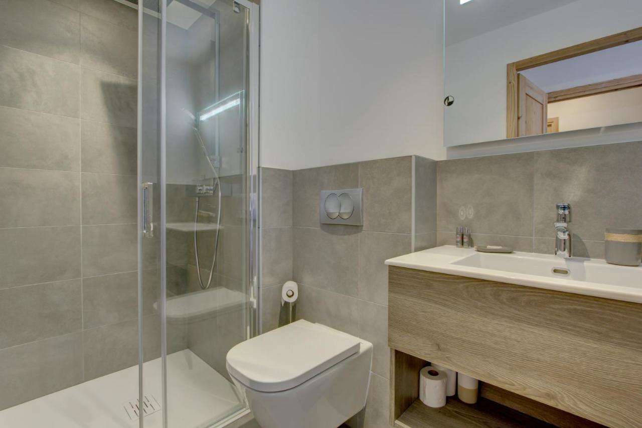 Carlina 203 Apartment Morzine Bagian luar foto