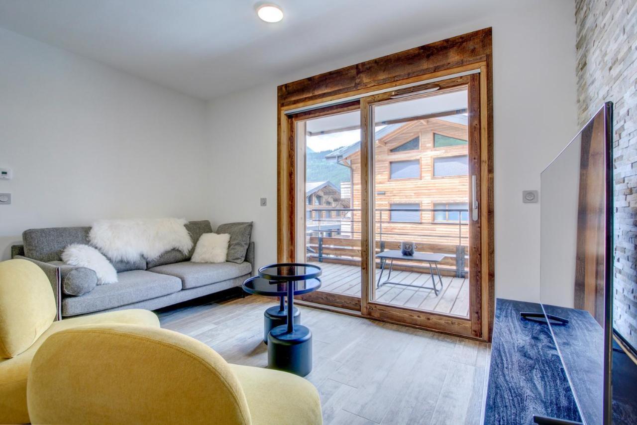Carlina 203 Apartment Morzine Bagian luar foto