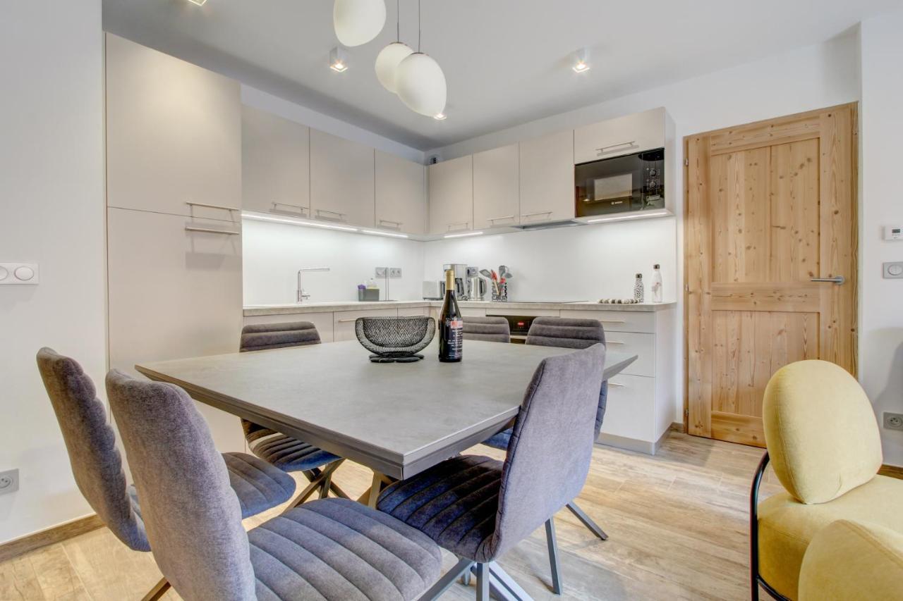 Carlina 203 Apartment Morzine Bagian luar foto