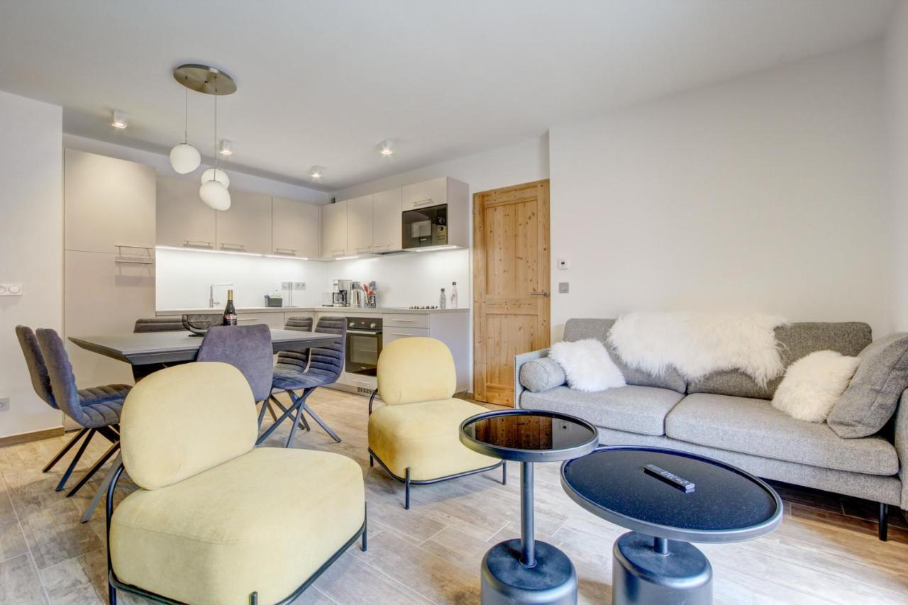 Carlina 203 Apartment Morzine Bagian luar foto